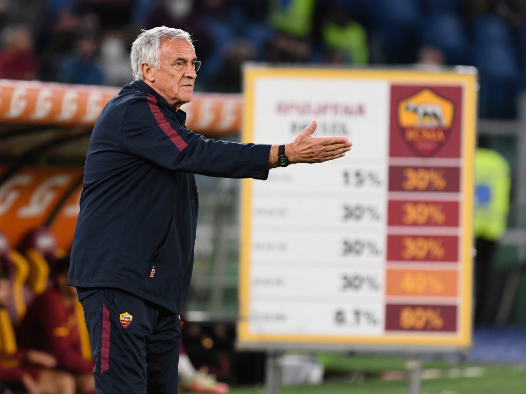 姆巴佩伯纳乌首秀时间确定，8万球迷热情迎接新皇